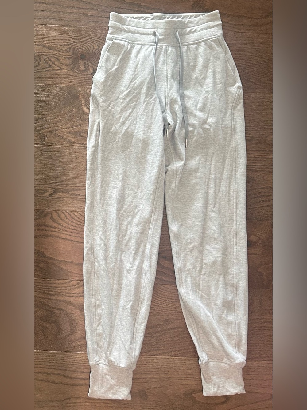 Lululemon Size 2 Ready to Rulu Pants